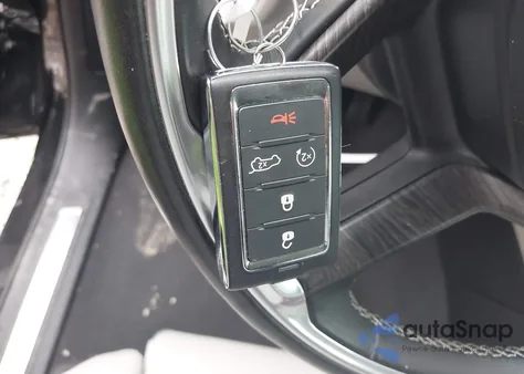 2021 Jeep Grand Cherokee L Overland 4X4 z USA, uszkodzony, nr VIN 1C4RJKDG6M8129813